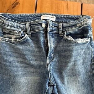 Flying Monkey Mid-Rise Flare Denim
27/30